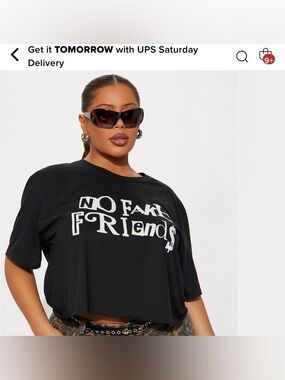 Fashion Nova Black "No Fake Friends" Graphic Cropped Tee
